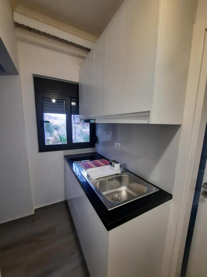 Nora'S Guesthouse Саранда Экстерьер фото